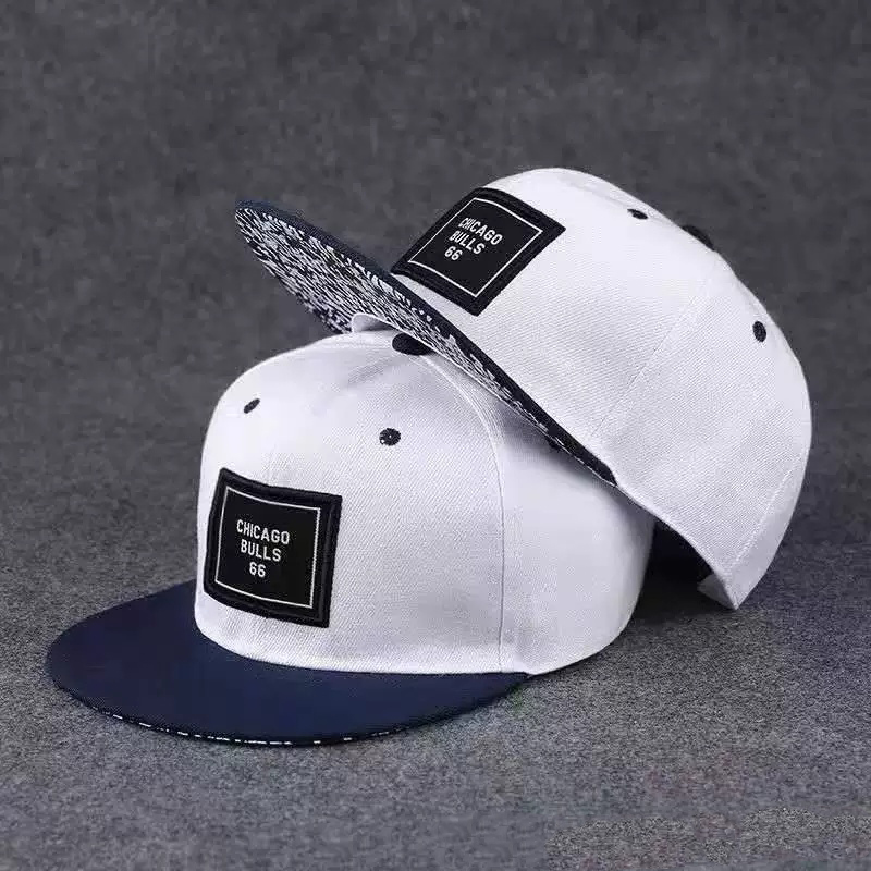 세련되고 트렌디한 자수 라이트닝 레터 패치워크 레오파드 - Snapback Hat Flat 리뷰 및 가격