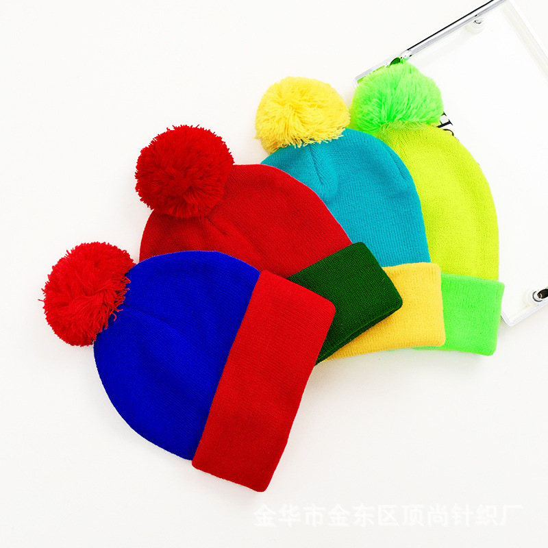 두툼한 니트 소재의 겨울 액세서리 세트: 폼폼 장식이  - Beanie Cuffed Knit 리뷰 및 가격